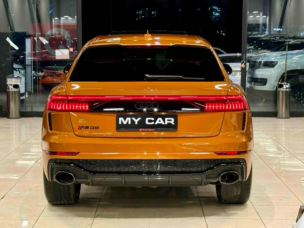 Audi Q8